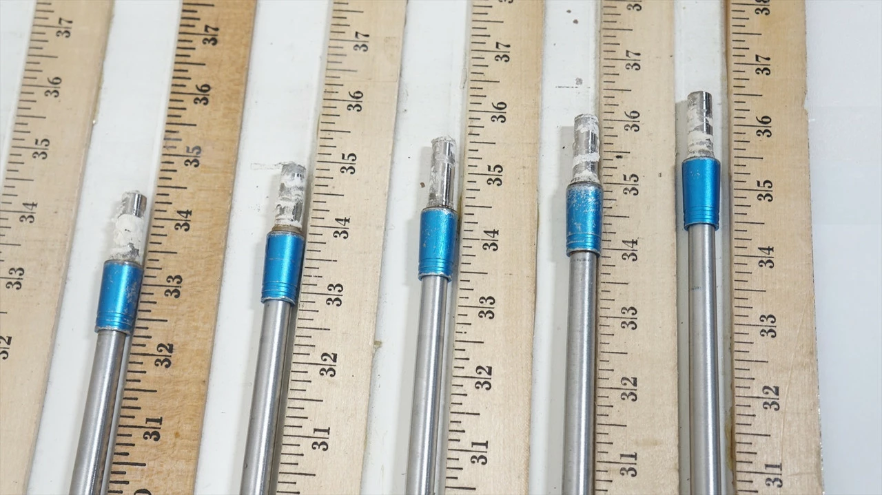 Kbs C-Taper 120 S 120G Stiff 34.25"-36.5" 5pc Iron Shaft Set .355T 1004570 5 Kbs C-Taper 120 S 120G Stiff 34.25"-36.5" 5pc Iron Shaft Set .355T 1004570 - Image 3