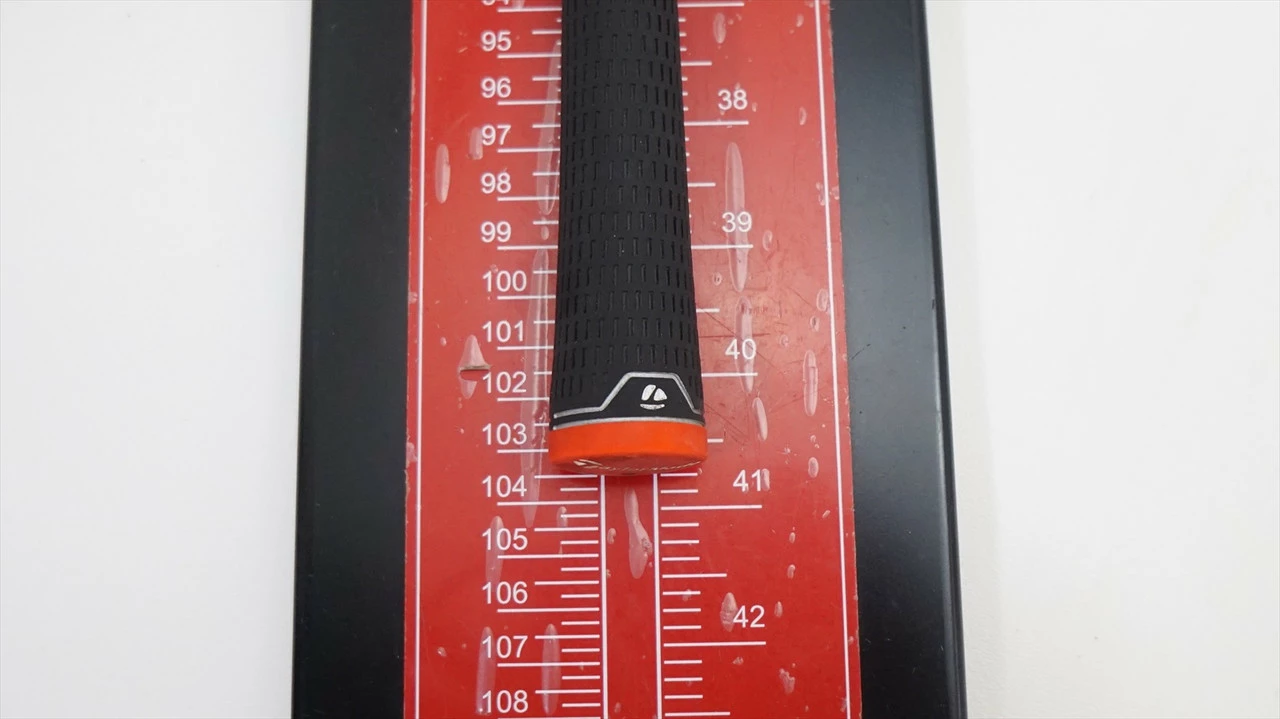 Taylormade M6 Rescue 22° 4 Hybrid Stiff Flex Atmos 1054336 Good 9 Taylormade M6 Rescue 22° 4 Hybrid Stiff Flex Atmos 1054336 Good - Image 7