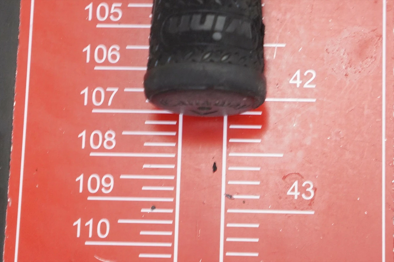 Callaway Razr X Black 18° 5 Fairway Wood Ladies Flex Stock Shaft 1055545 Good 8 Callaway Razr X Black 18° 5 Fairway Wood Ladies Flex Stock Shaft 1055545 Good - Image 6